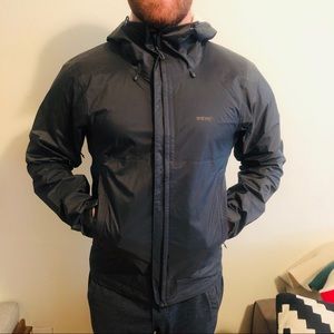 Patagonia torenttshell rain jacket